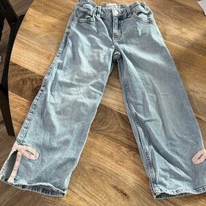 Girls Light Wash Denim Jeans with Pink Bow Accents